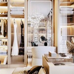 Meet your Posher, Posh